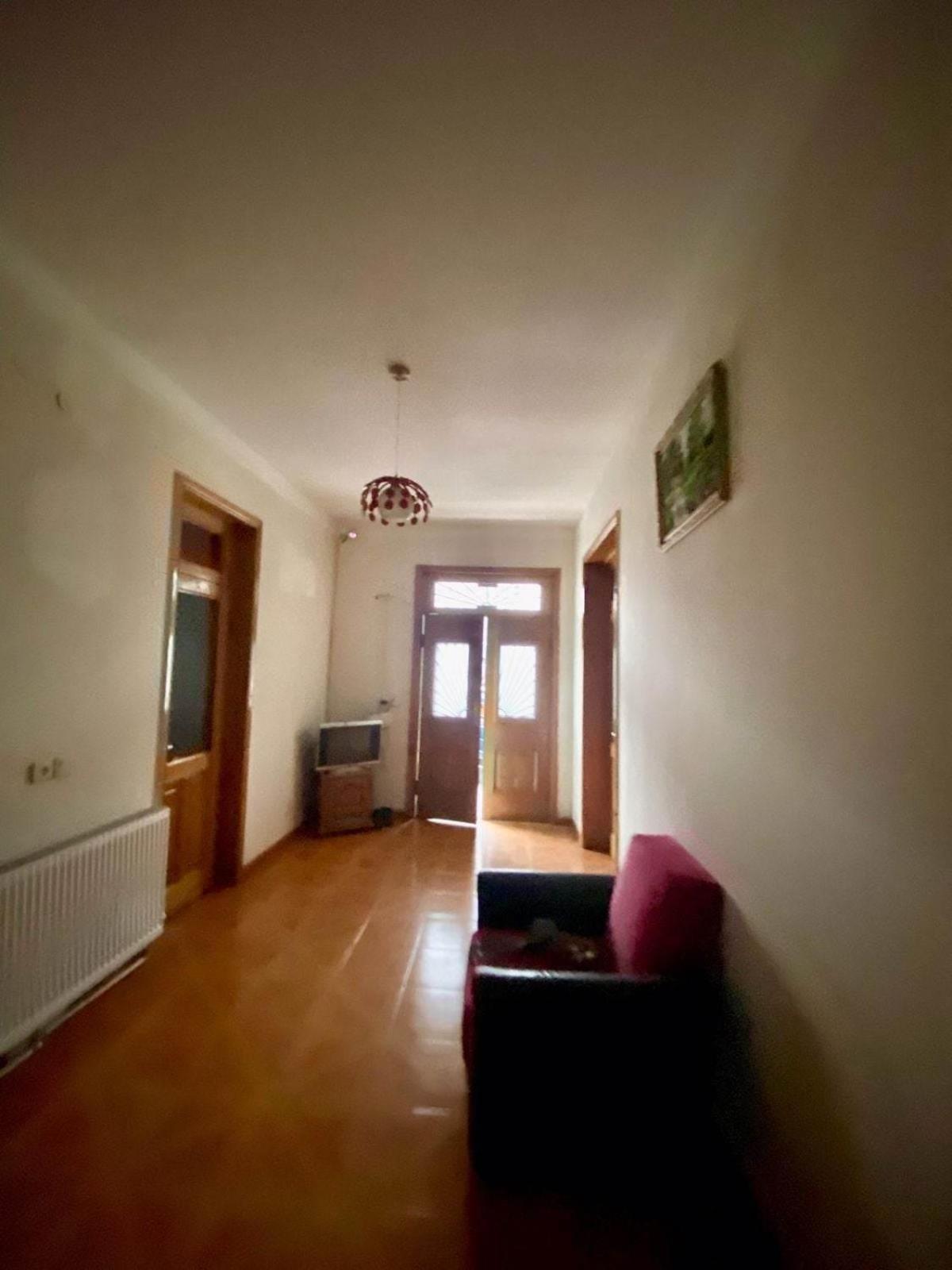 Nino And Ali Apartment Batumi Luaran gambar