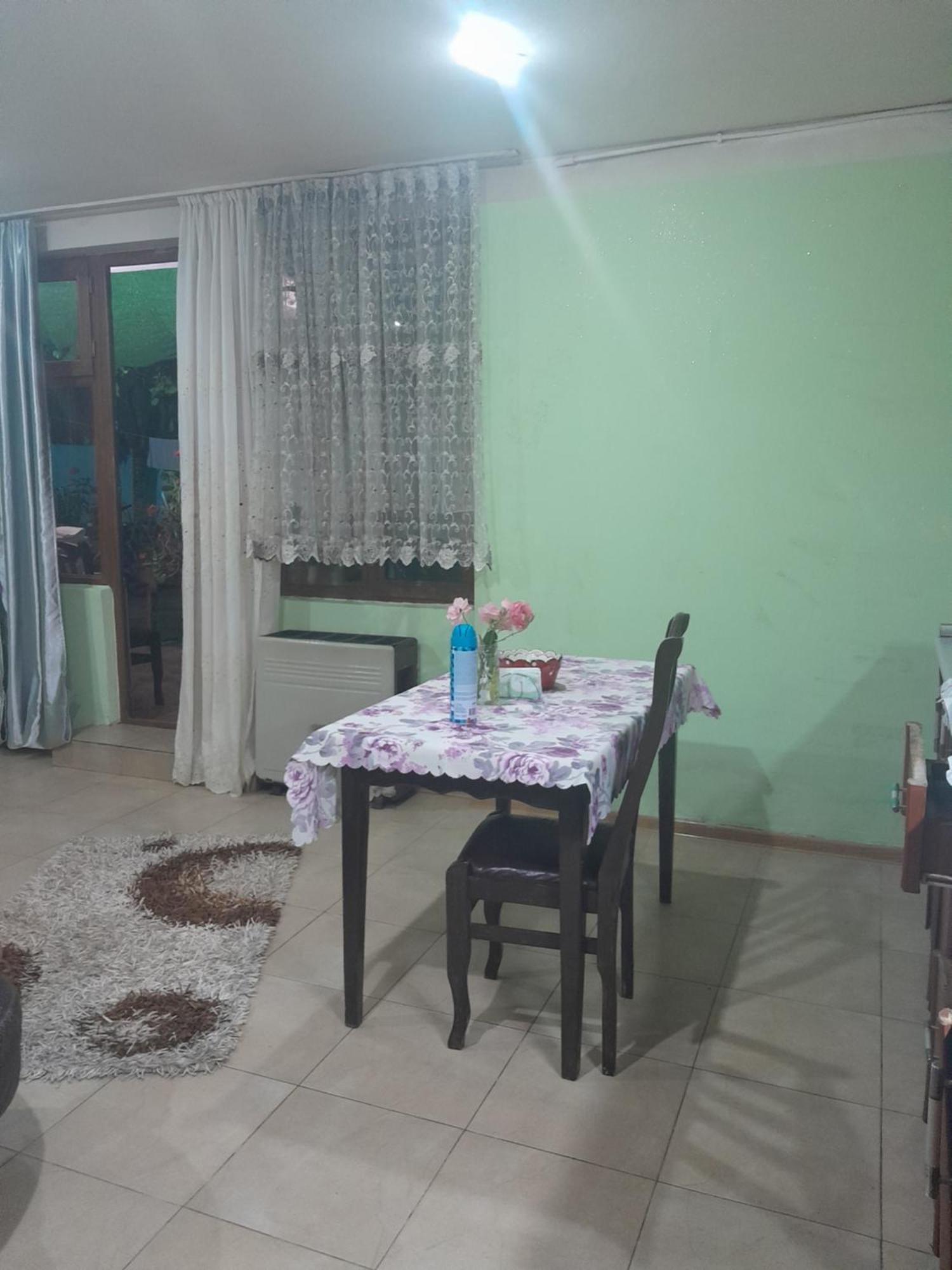 Nino And Ali Apartment Batumi Luaran gambar