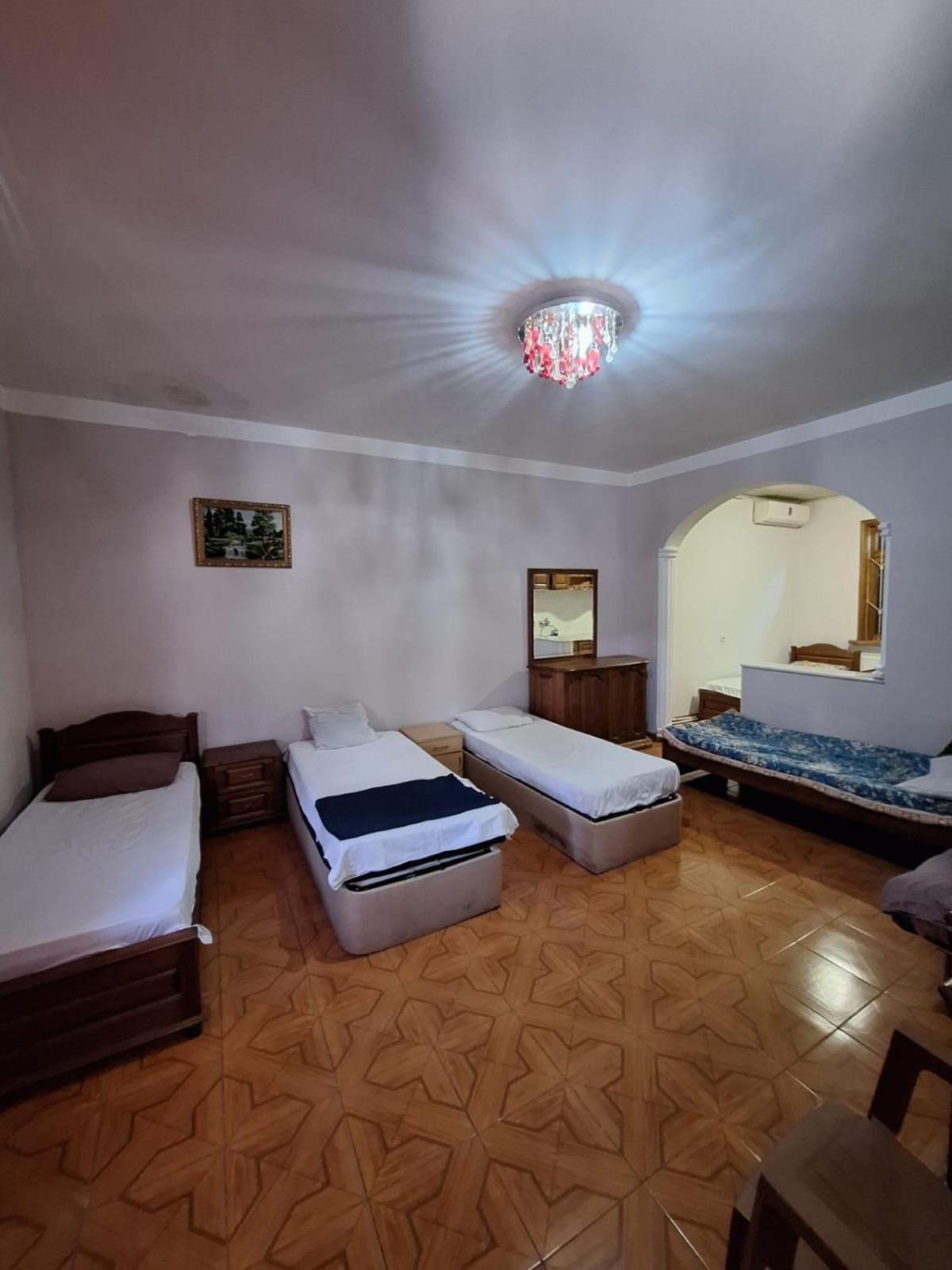 Nino And Ali Apartment Batumi Luaran gambar