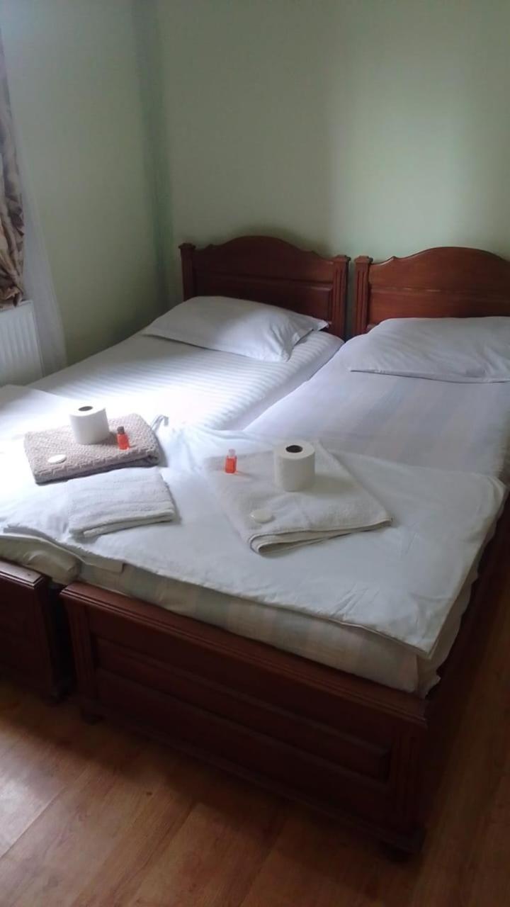 Nino And Ali Apartment Batumi Luaran gambar